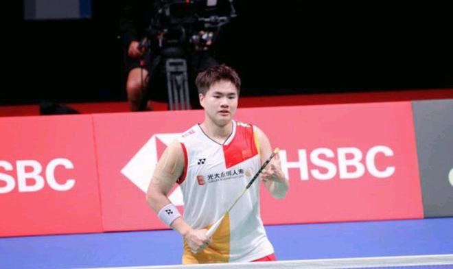 靠著華麗的 靠著華麗的