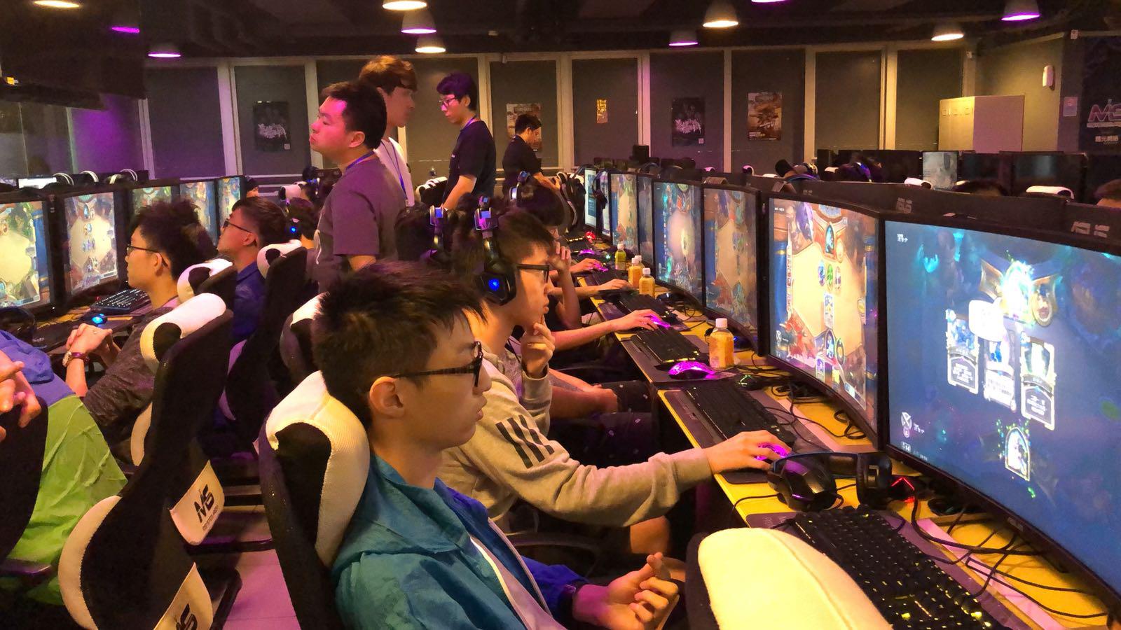 迫使协防内 迫使协防内