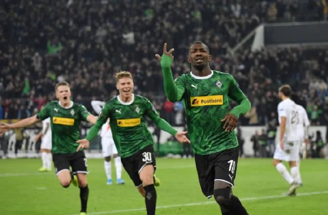 希克用进球 希克用进球